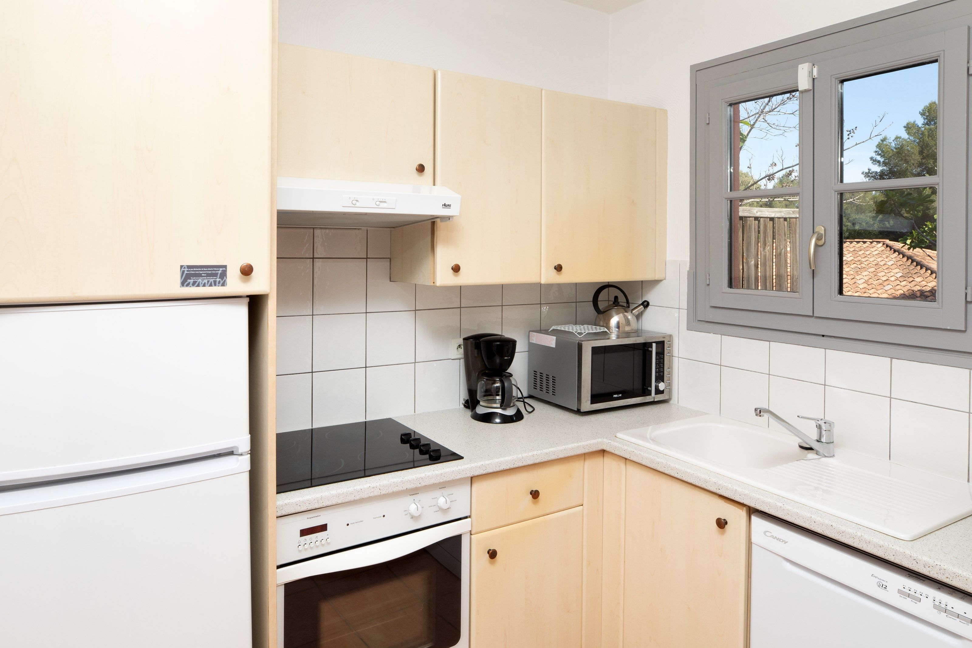 image Hungry? Cook up a snack in your kitchenette!