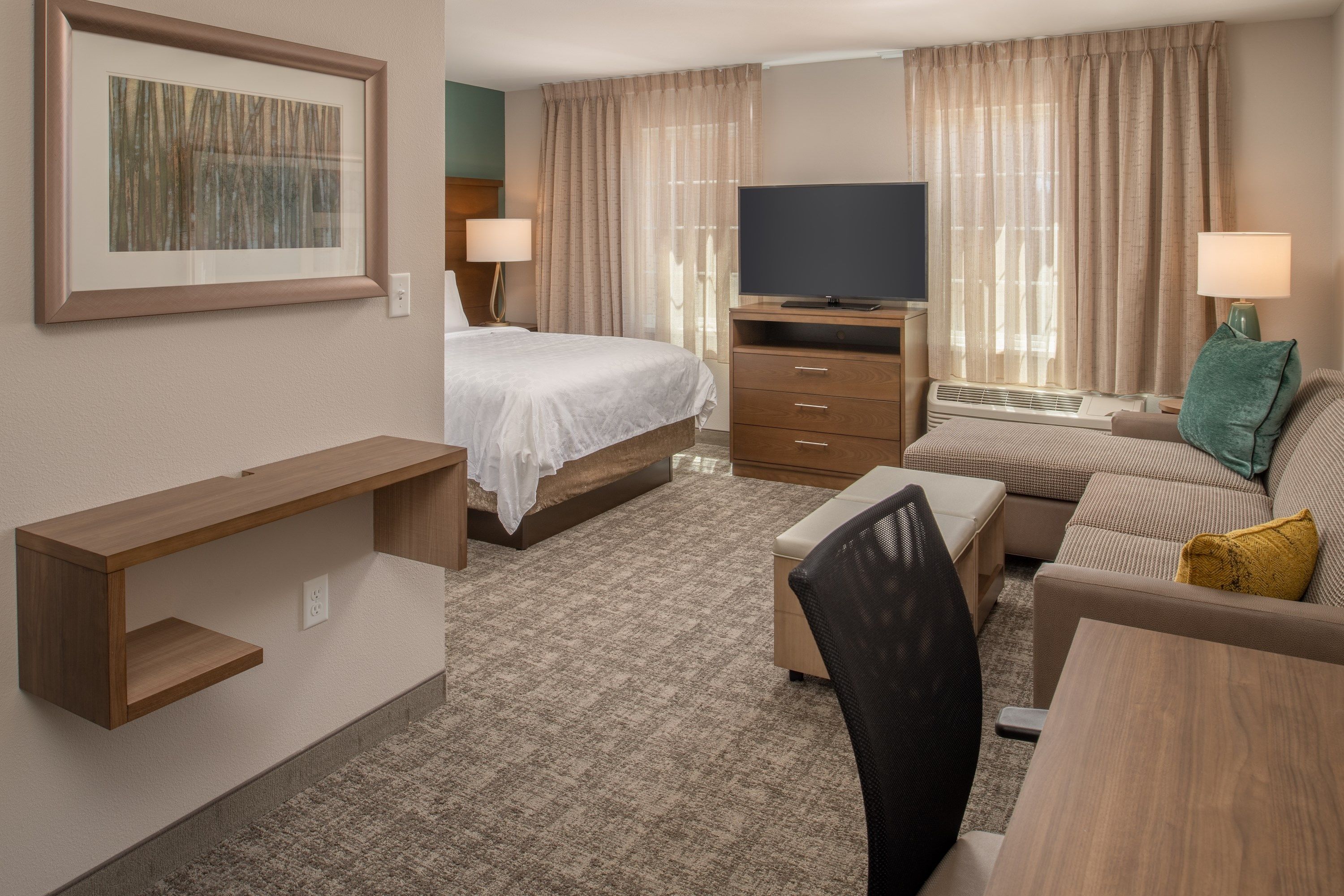 image Welcome to our elegant and modern suite.
