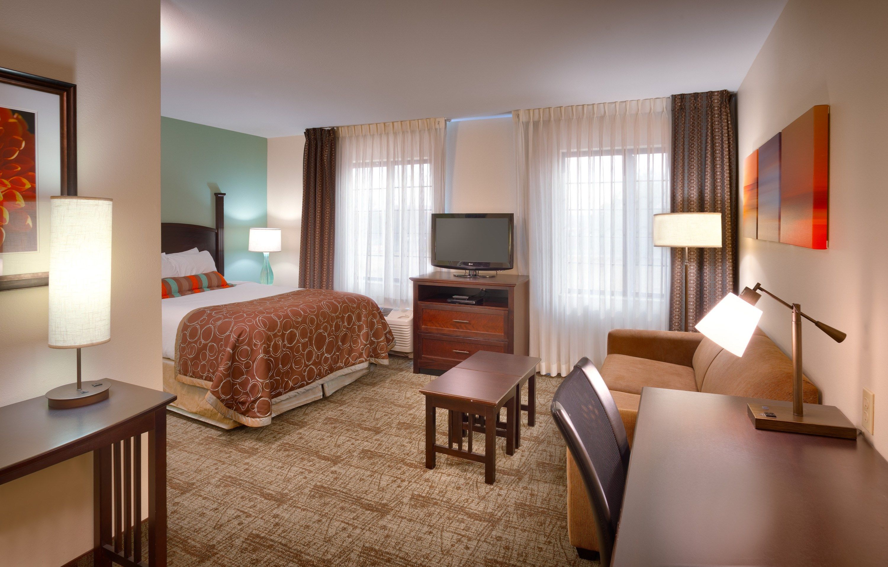 image Welcome to our modern suite!