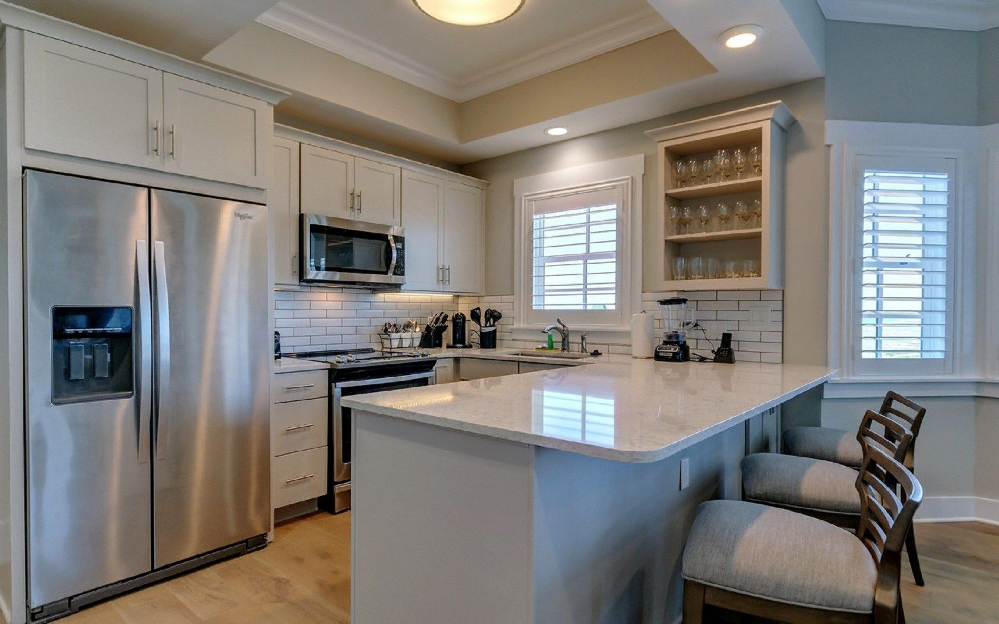 image The fully-equipped kitchen features all the amenities you'd need to make a delicious meal.