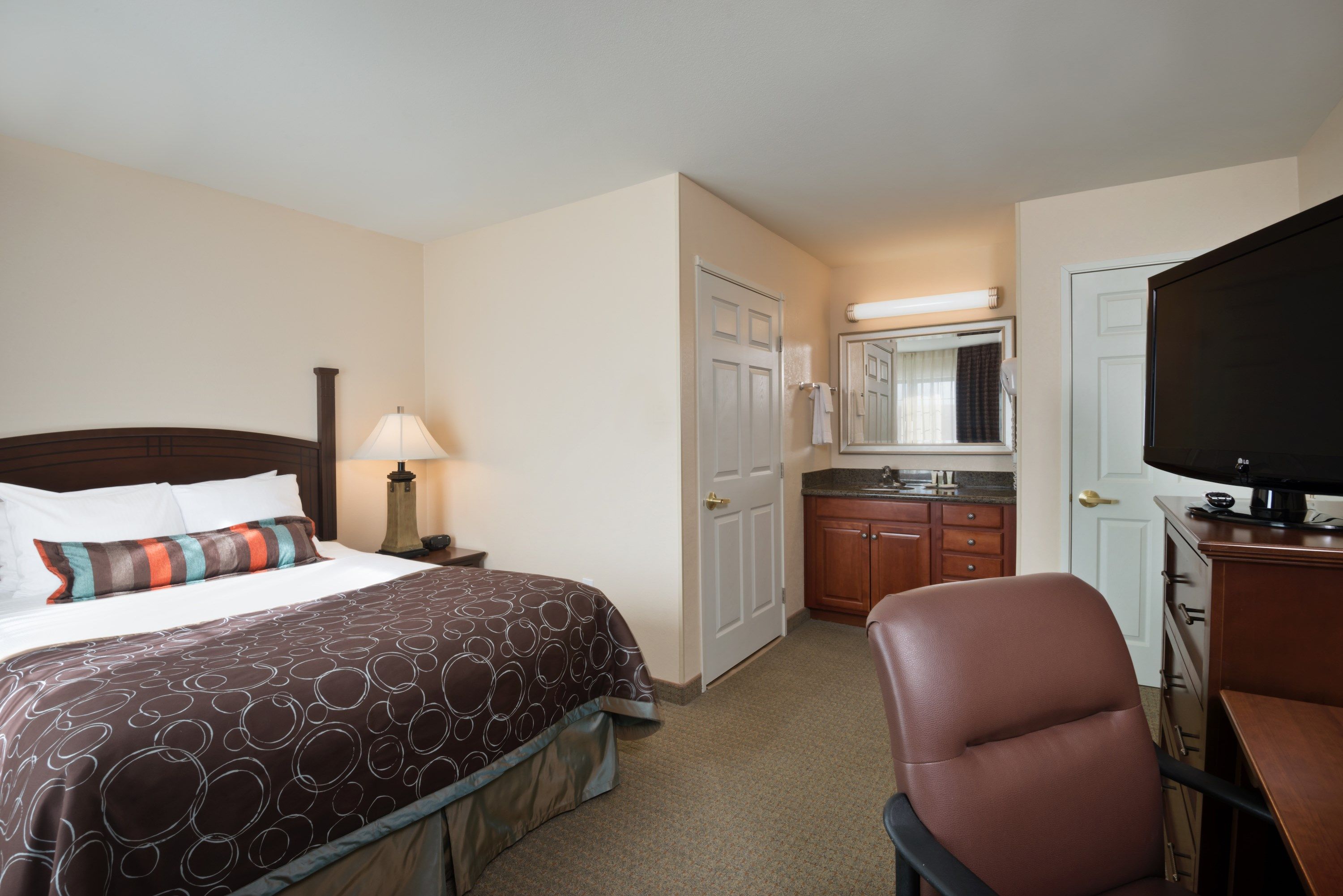 image Drift to sleep in this plush bed.