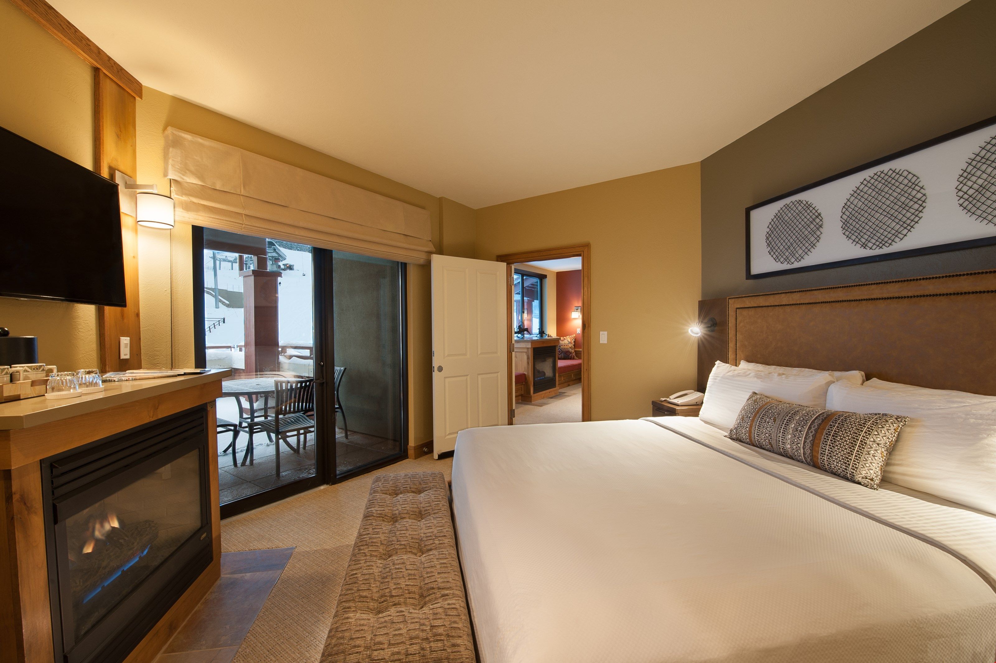 image Get a good night's sleep in the plush king sized bed.