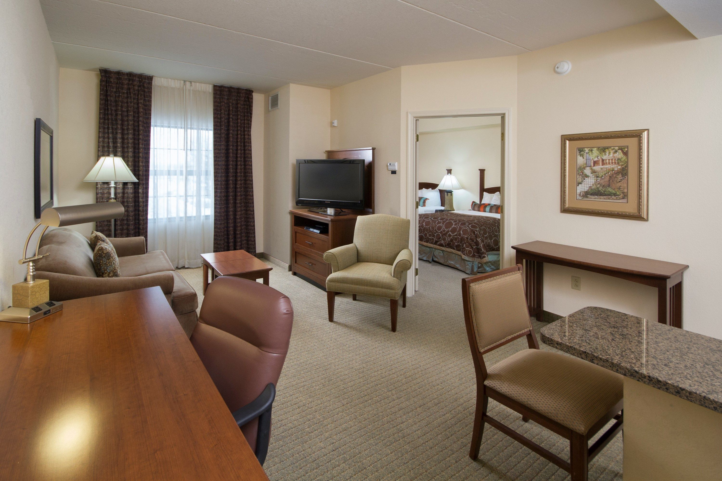 image Settle into the dining area and enjoy a nice meal.