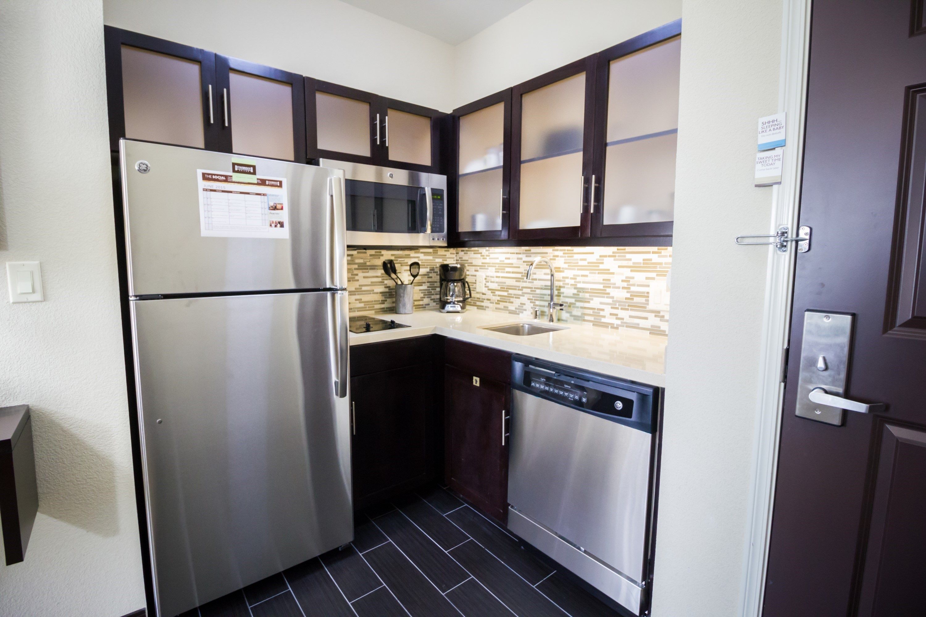 image Prepare a small meal in your kitchenette.