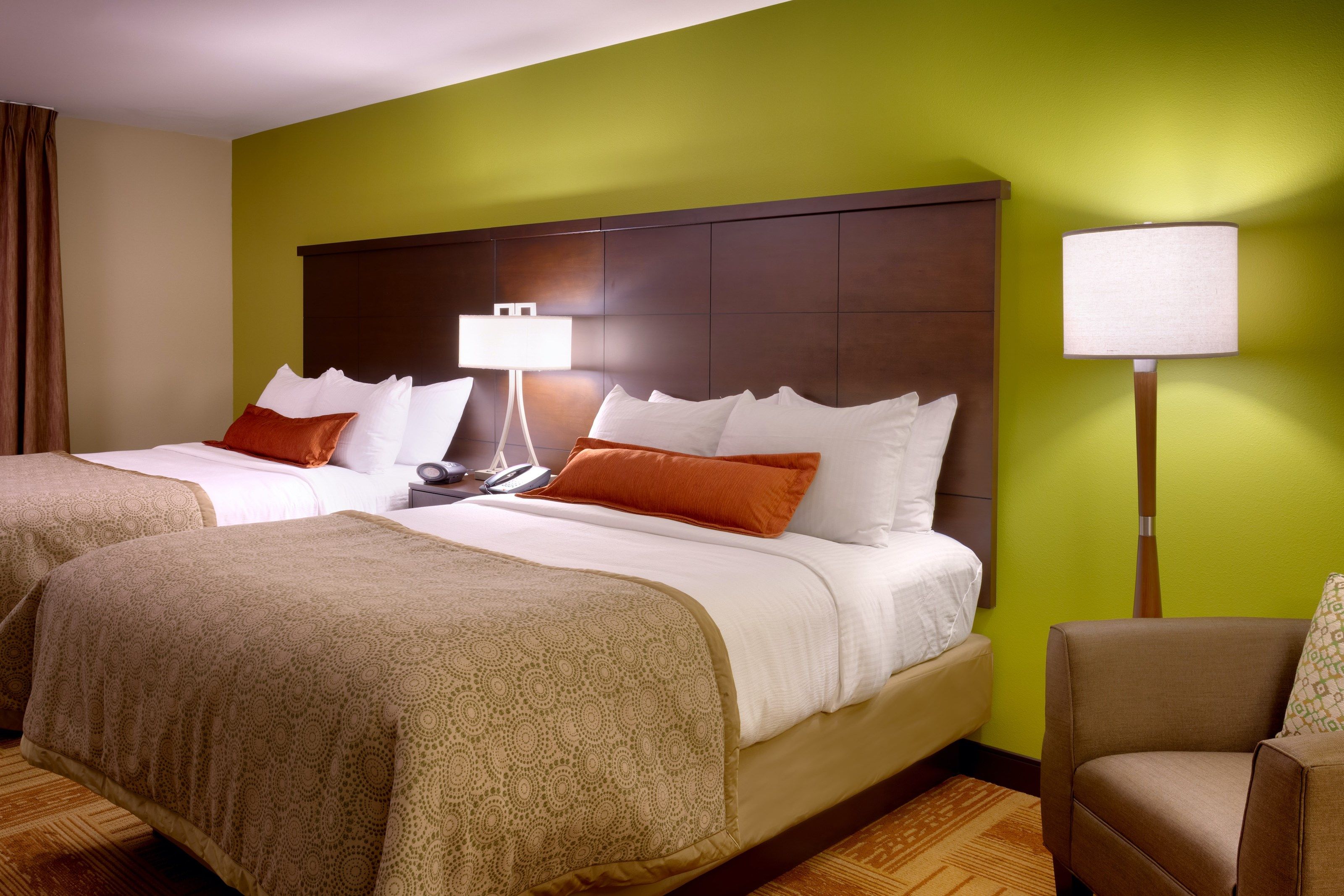 image Drift to sleep in the 2 Queen beds.