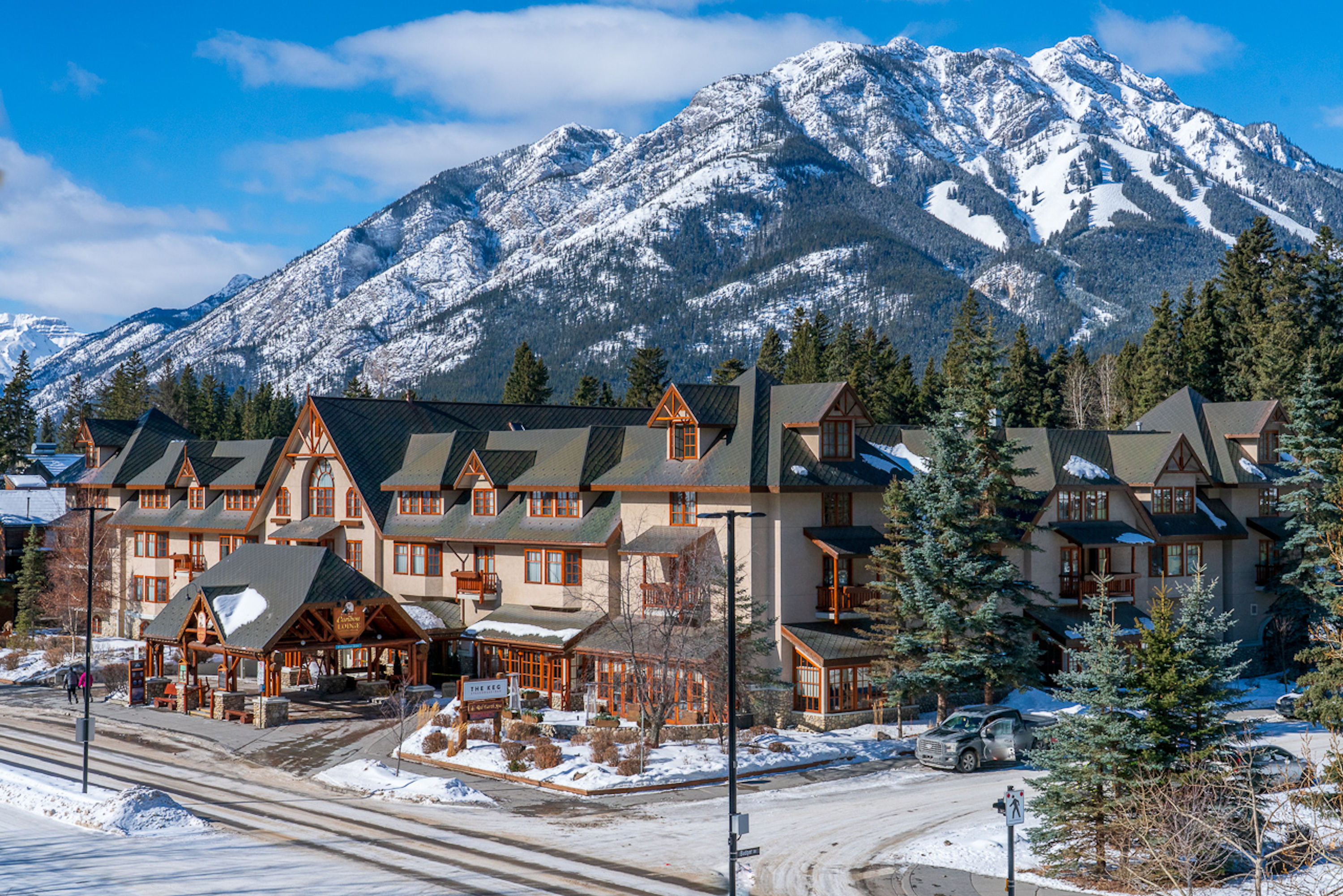 image Banff is the ideal destination for your next mountain adventure!