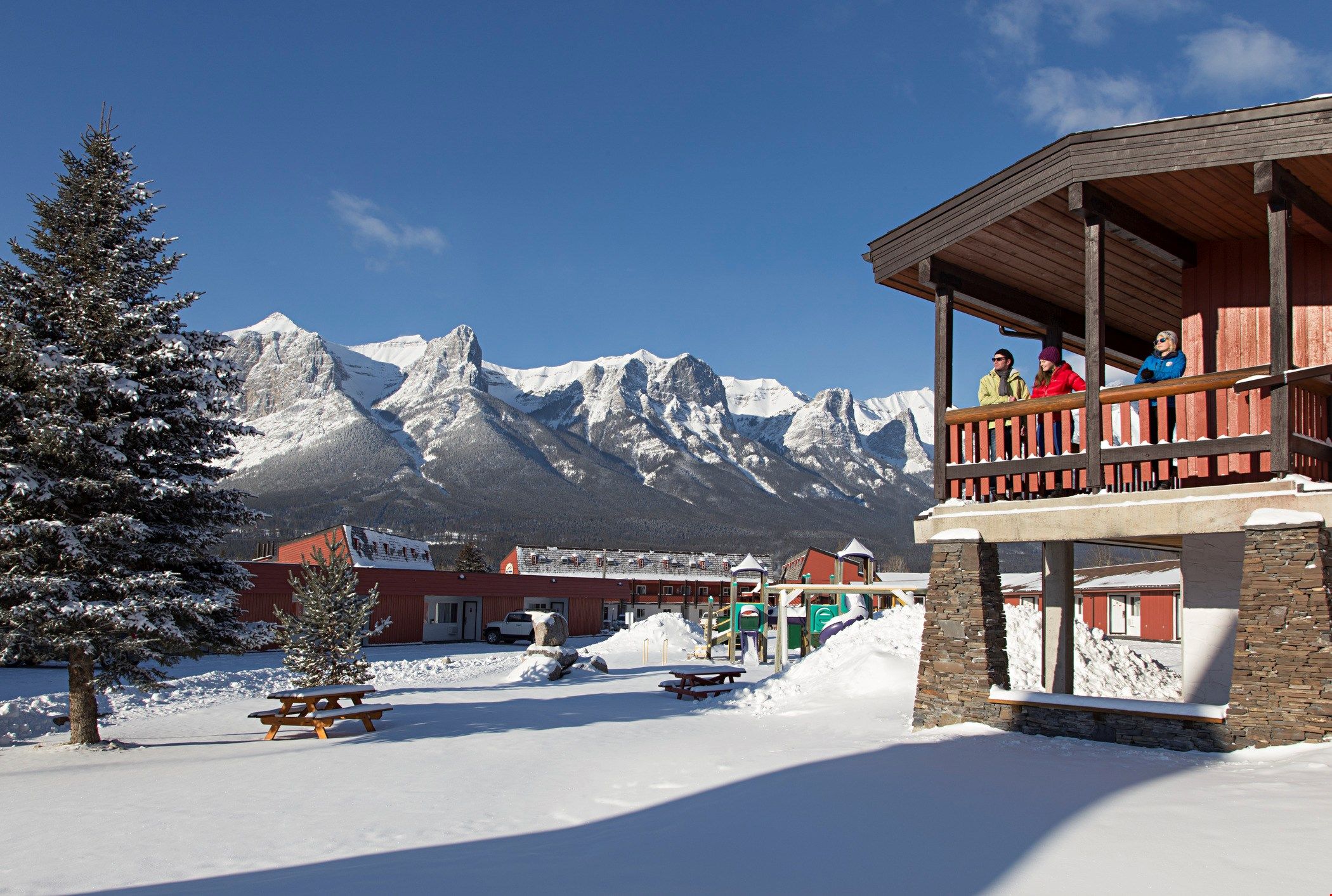 image In the winter, you will be perfectly located in the midst of the beautiful mountains.