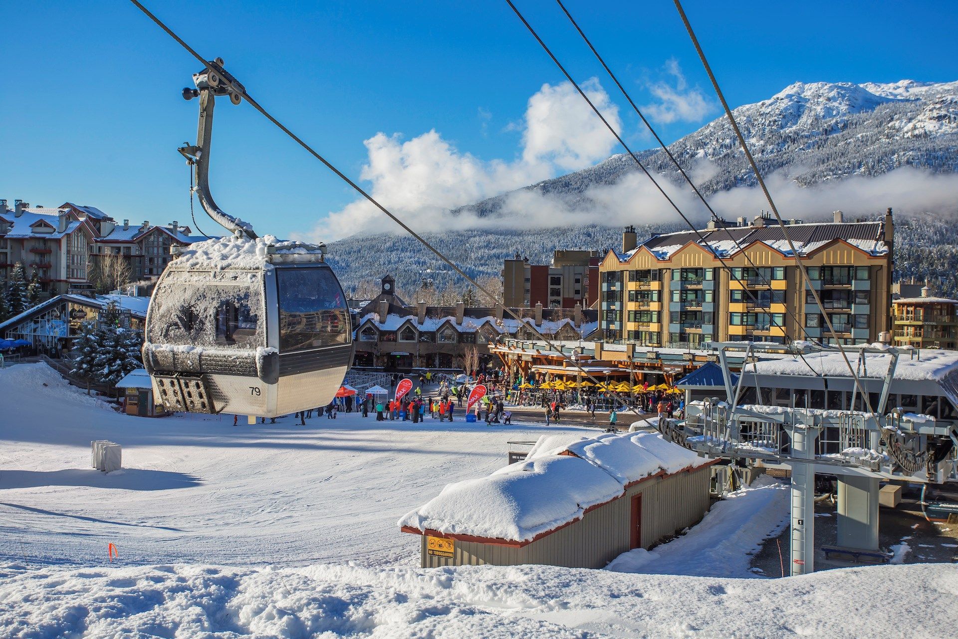 image Enjoy the ski-in/ski-out location