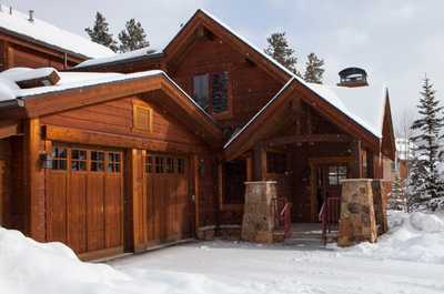 The townhomes all include a private garage.