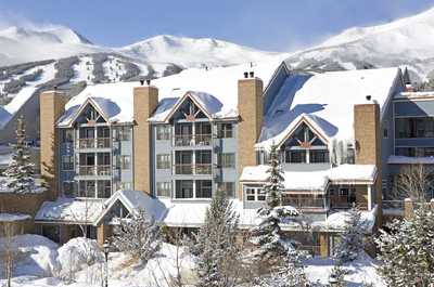 The surrounding area provides  breathtaking mountain views.