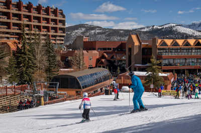 Slopes and breathtaking mountain scenery surrounding you