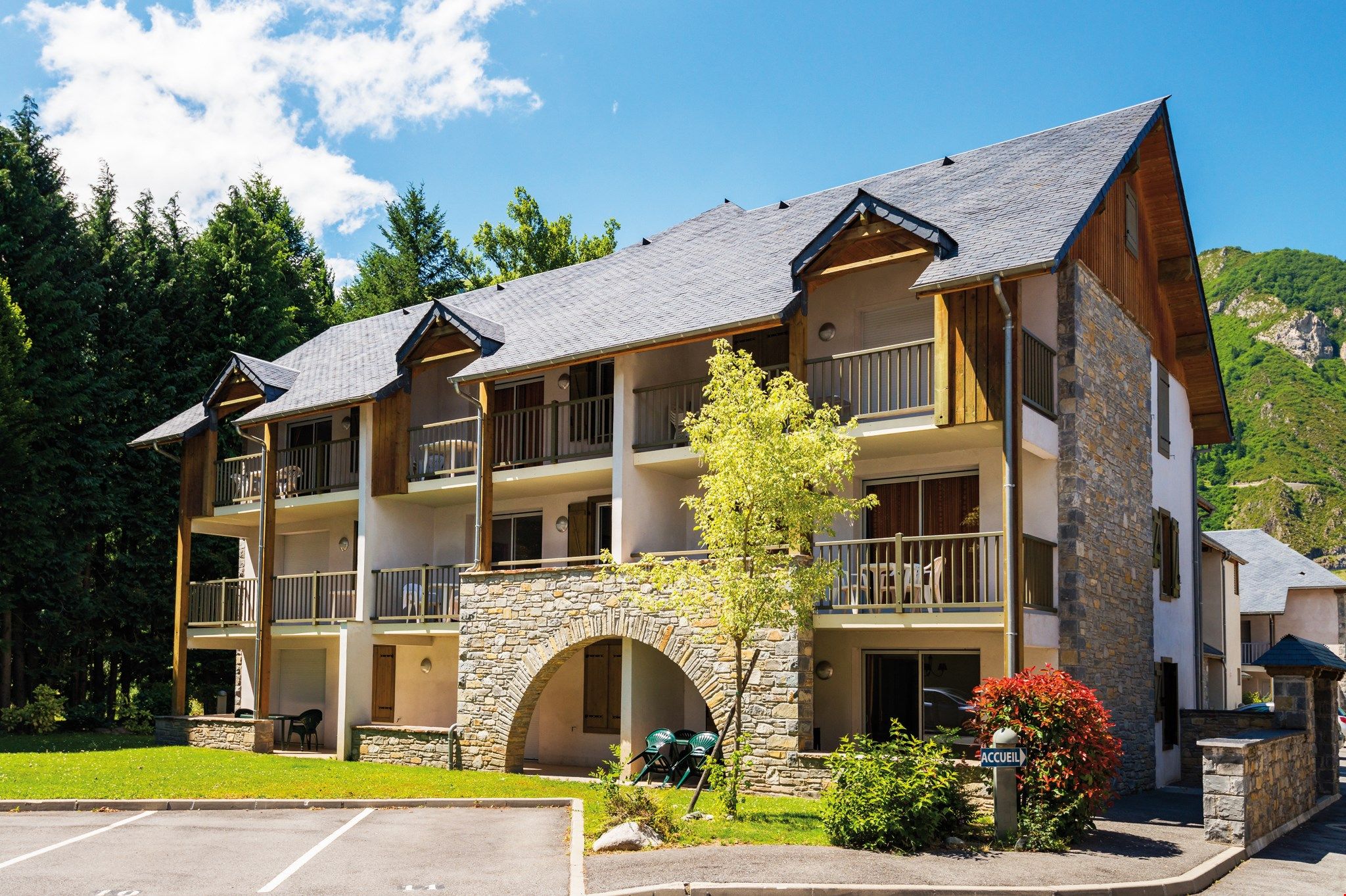 image Welcome to your home away from home in the mountains!