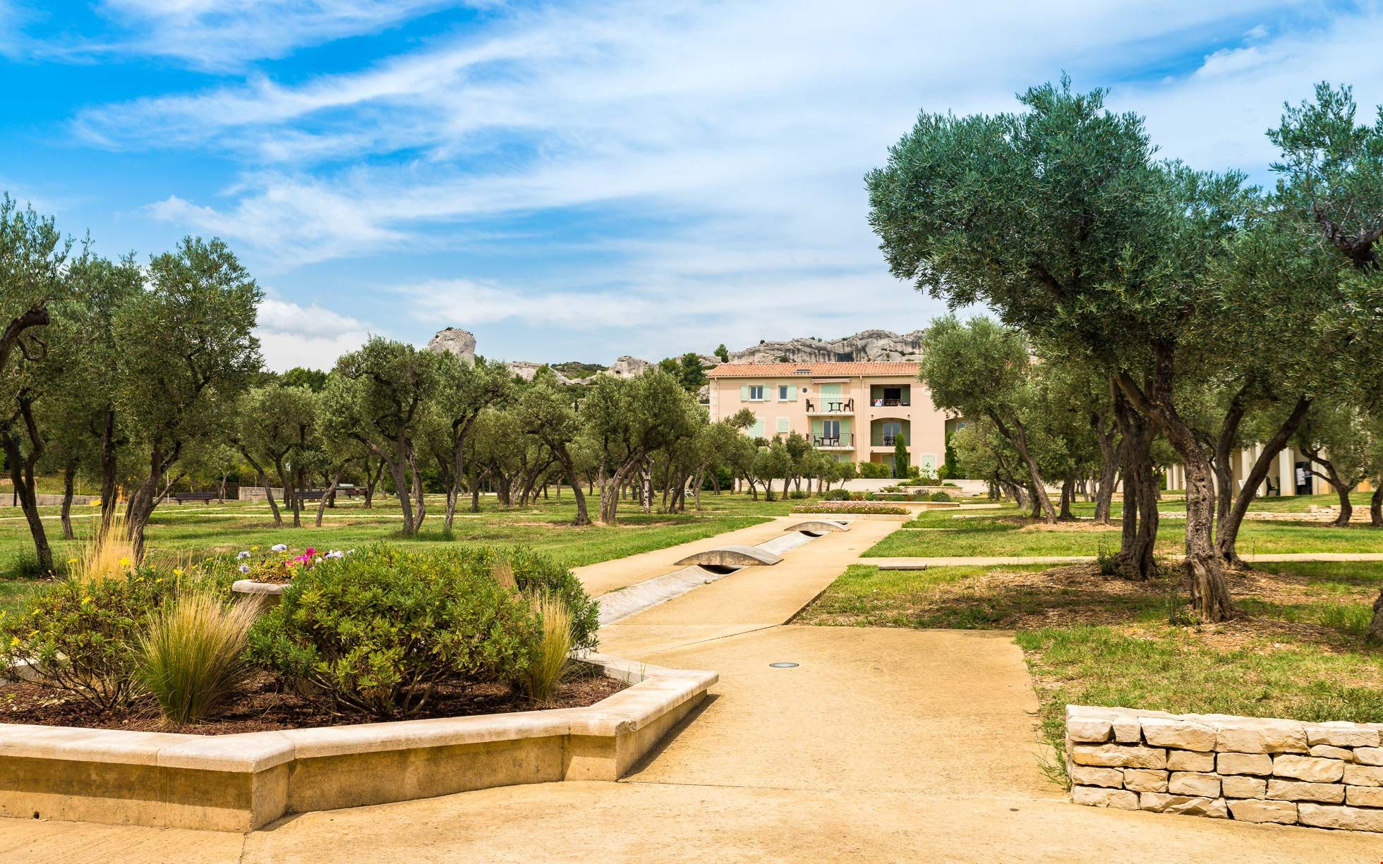 image Welcome to the beautiful Bouches-du-Rhône residence!
