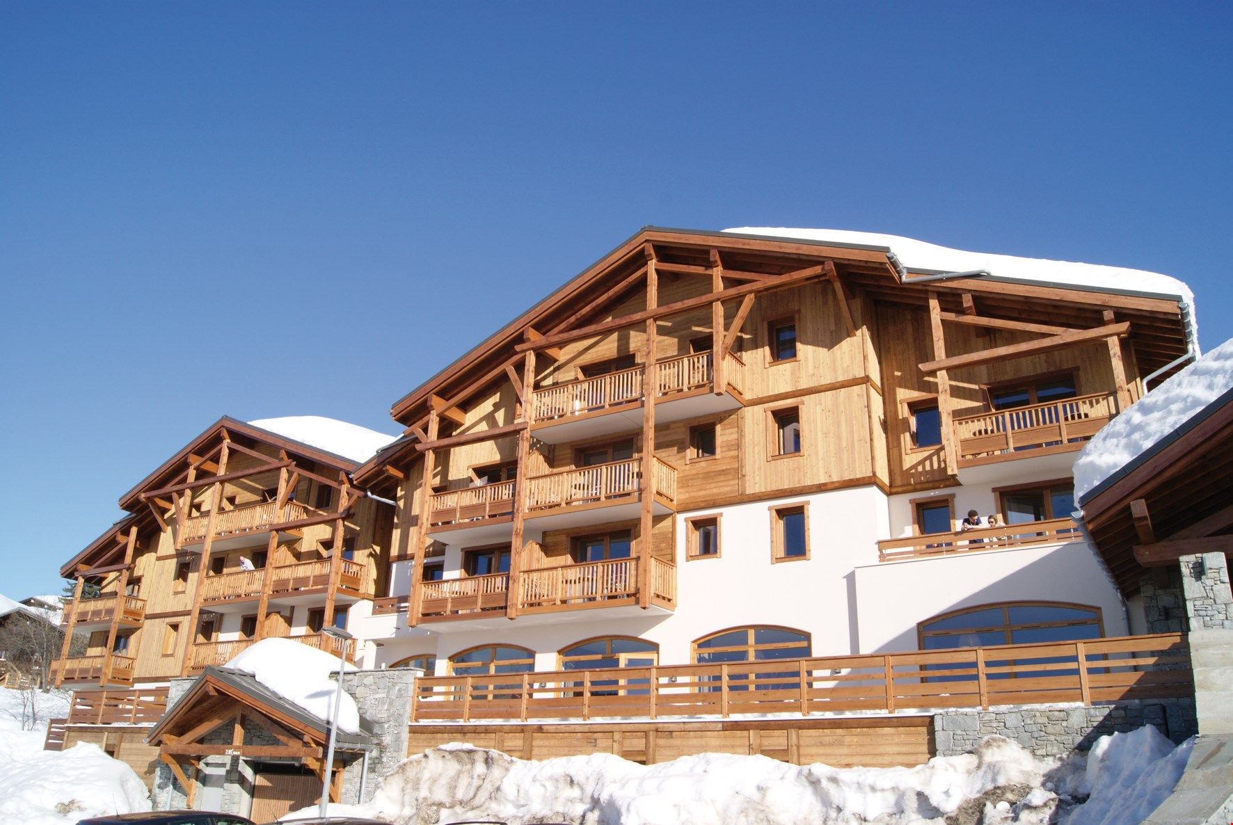 image Hop on the free shuttle in the morning to get to the ski lifts, or to the charming village centre.