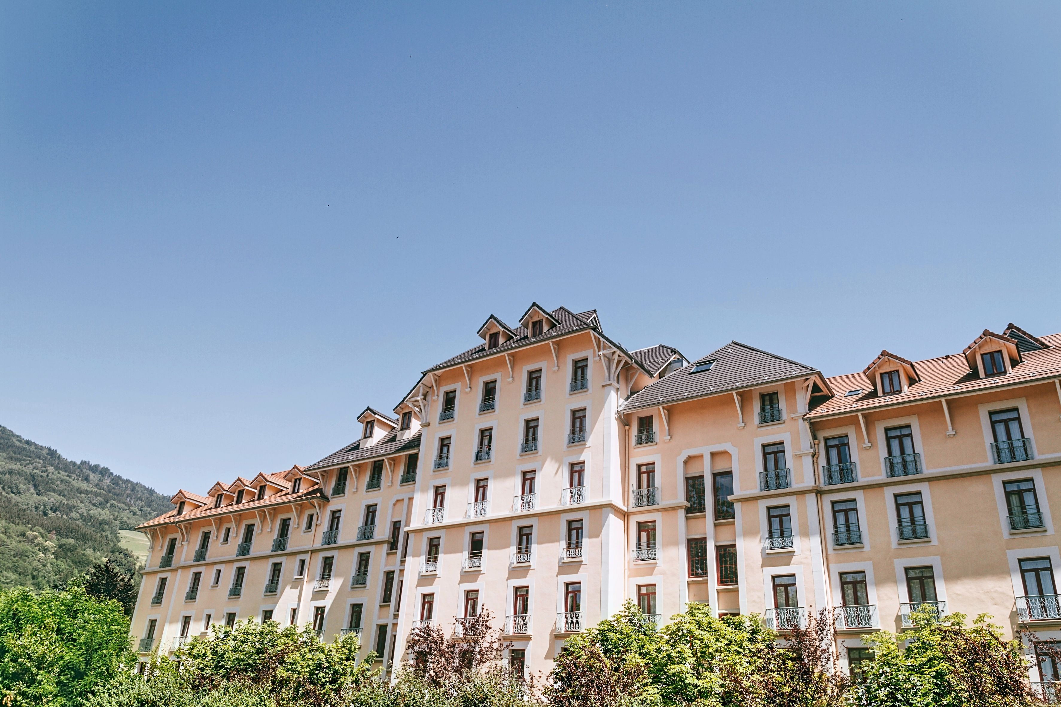 image Residence exterior with balconies overlooking the Belledonne foothills.