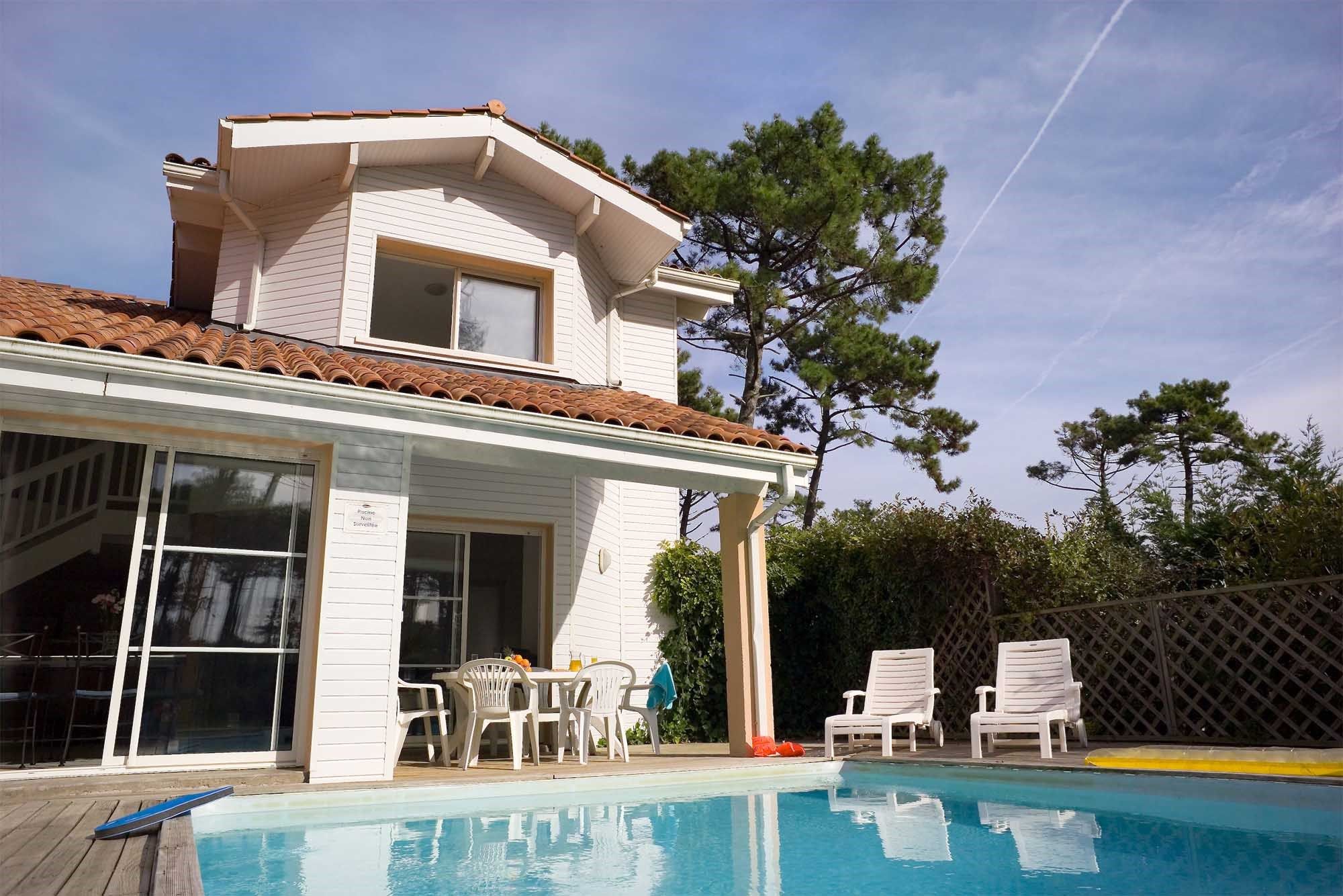 image Enjoy this beautiful villa in Moliets
