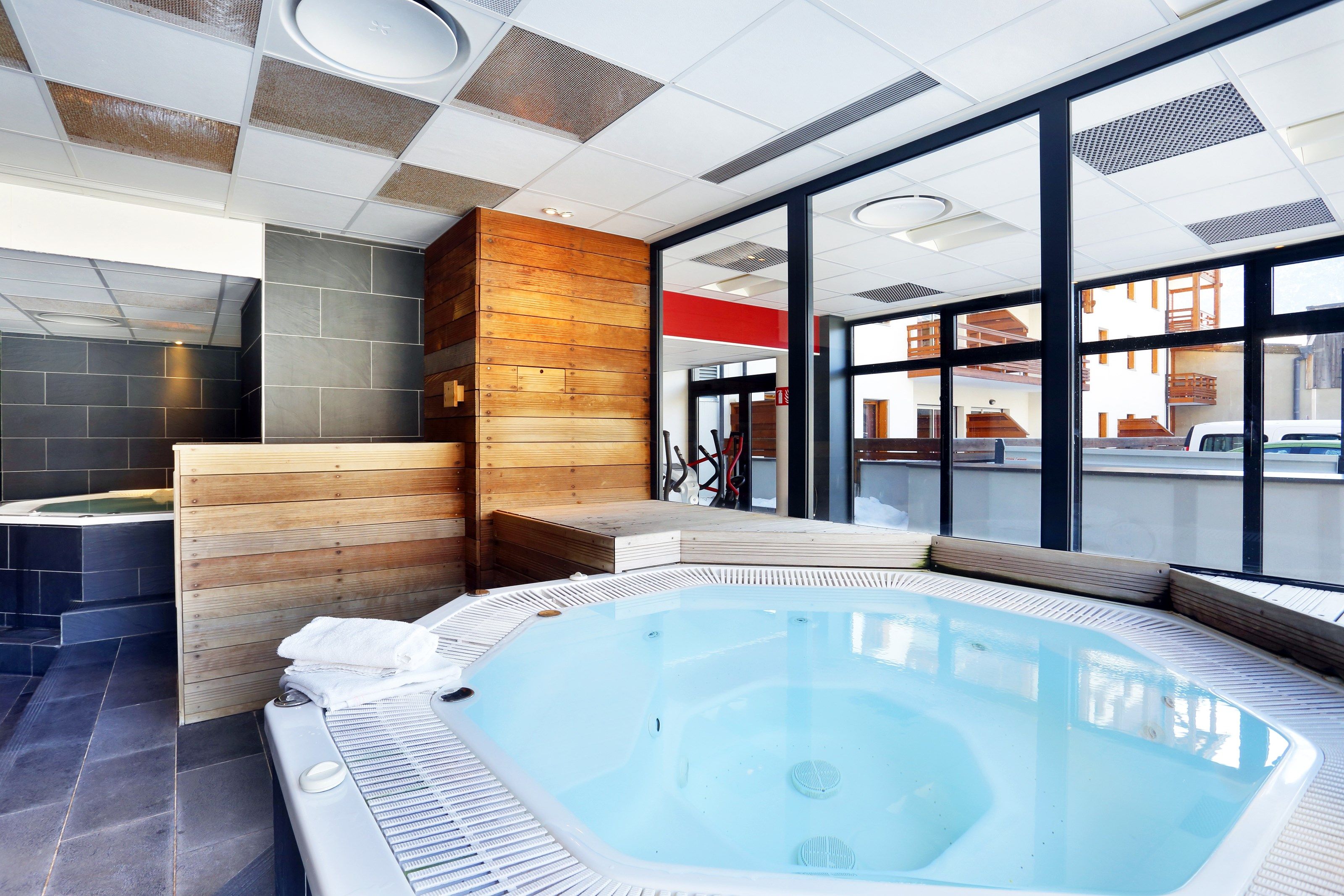 image Relax and enjoy the shared hot tub!