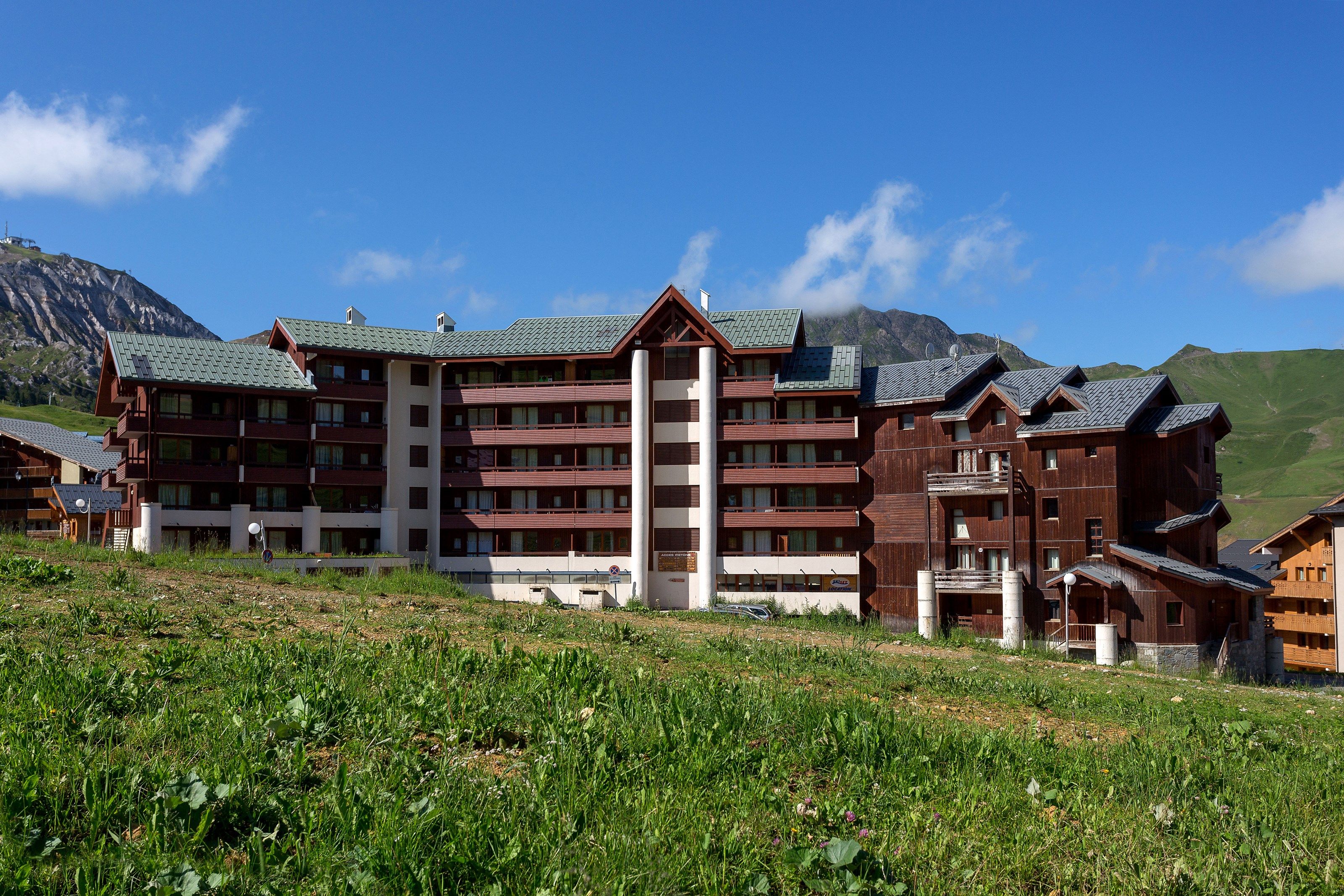 image You will love to enjoy a relaxing vacation at this prime destination!
