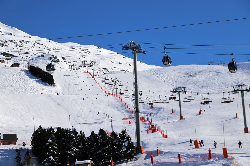 image The expansive Trois Vallées ski area — 600km of pistes and 174 lifts connect Les Menuires to the wider domain.