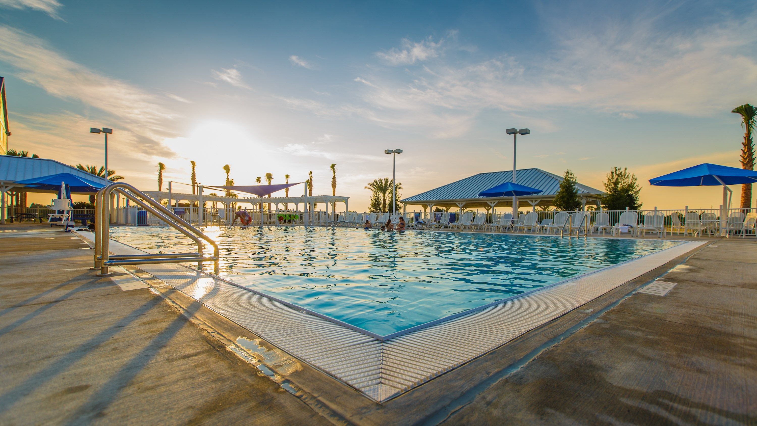 image Enjoy the outdoor pool.