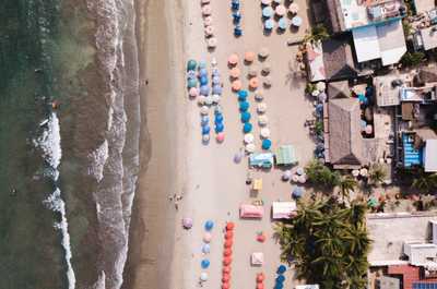 The beach is just a 6 minute walk away.
