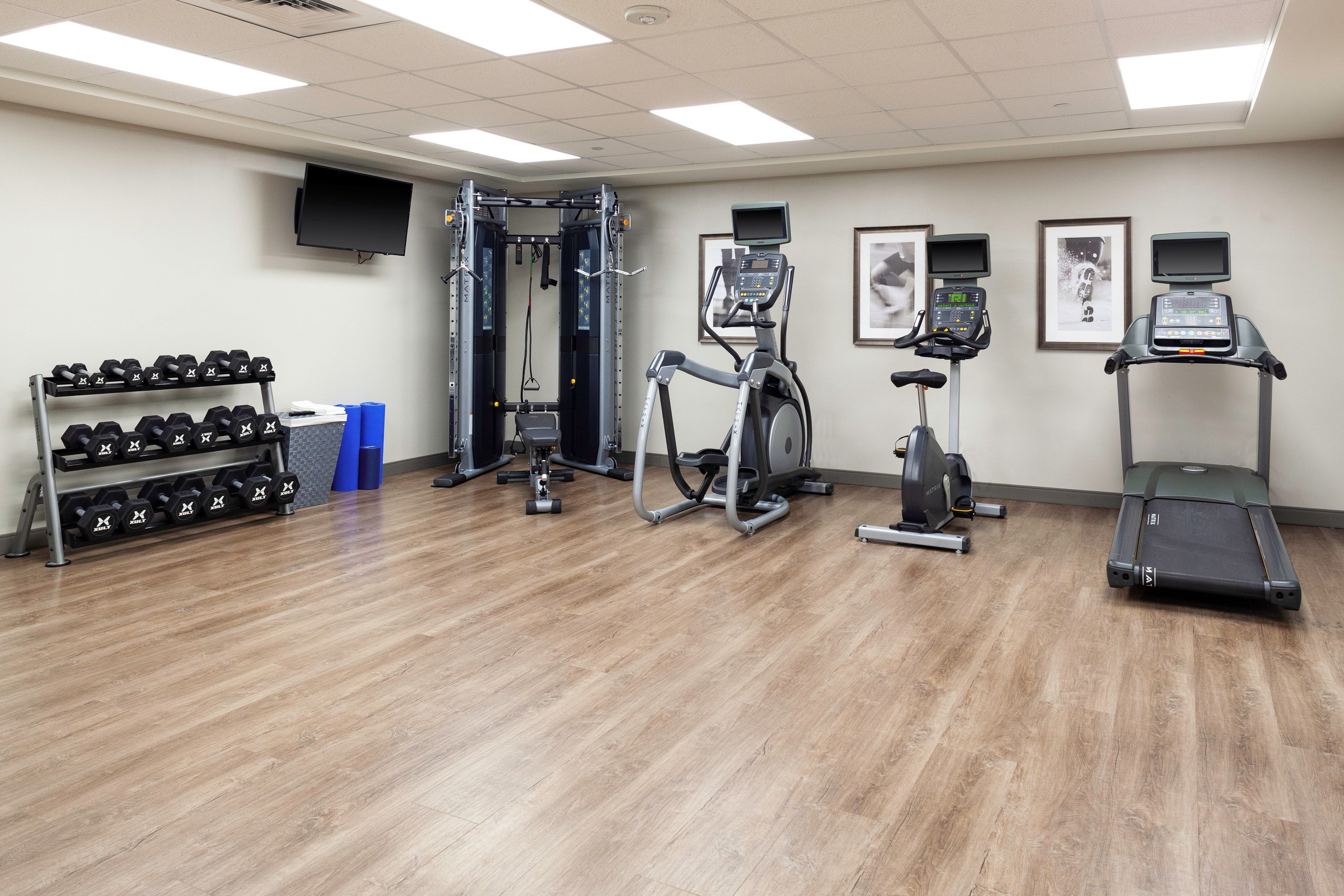 image Get an early morning workout at the gym.