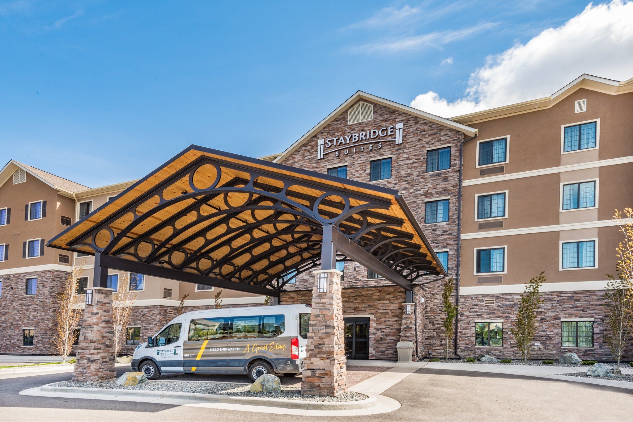 image Complimentary airport shuttle available to all guests.
