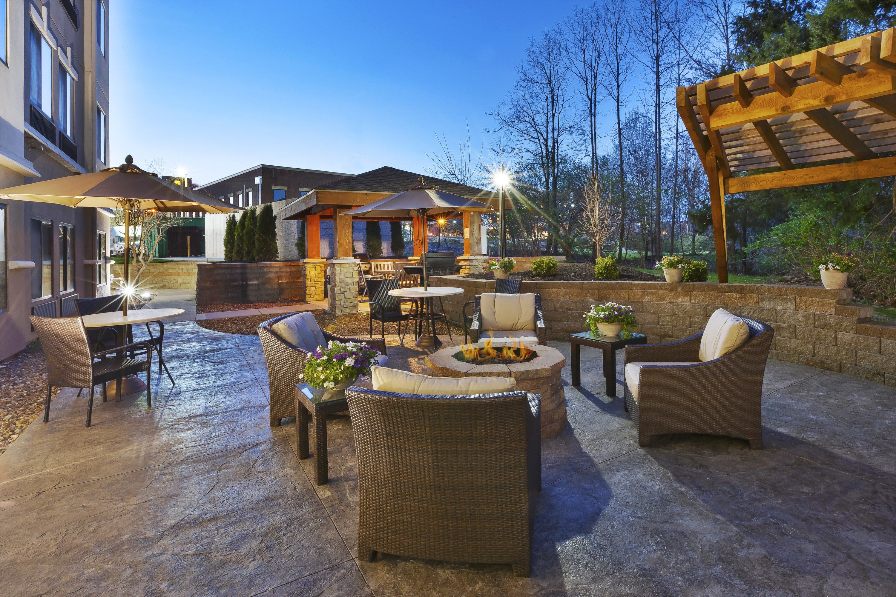 image Experience the picturesque atmosphere at this property.