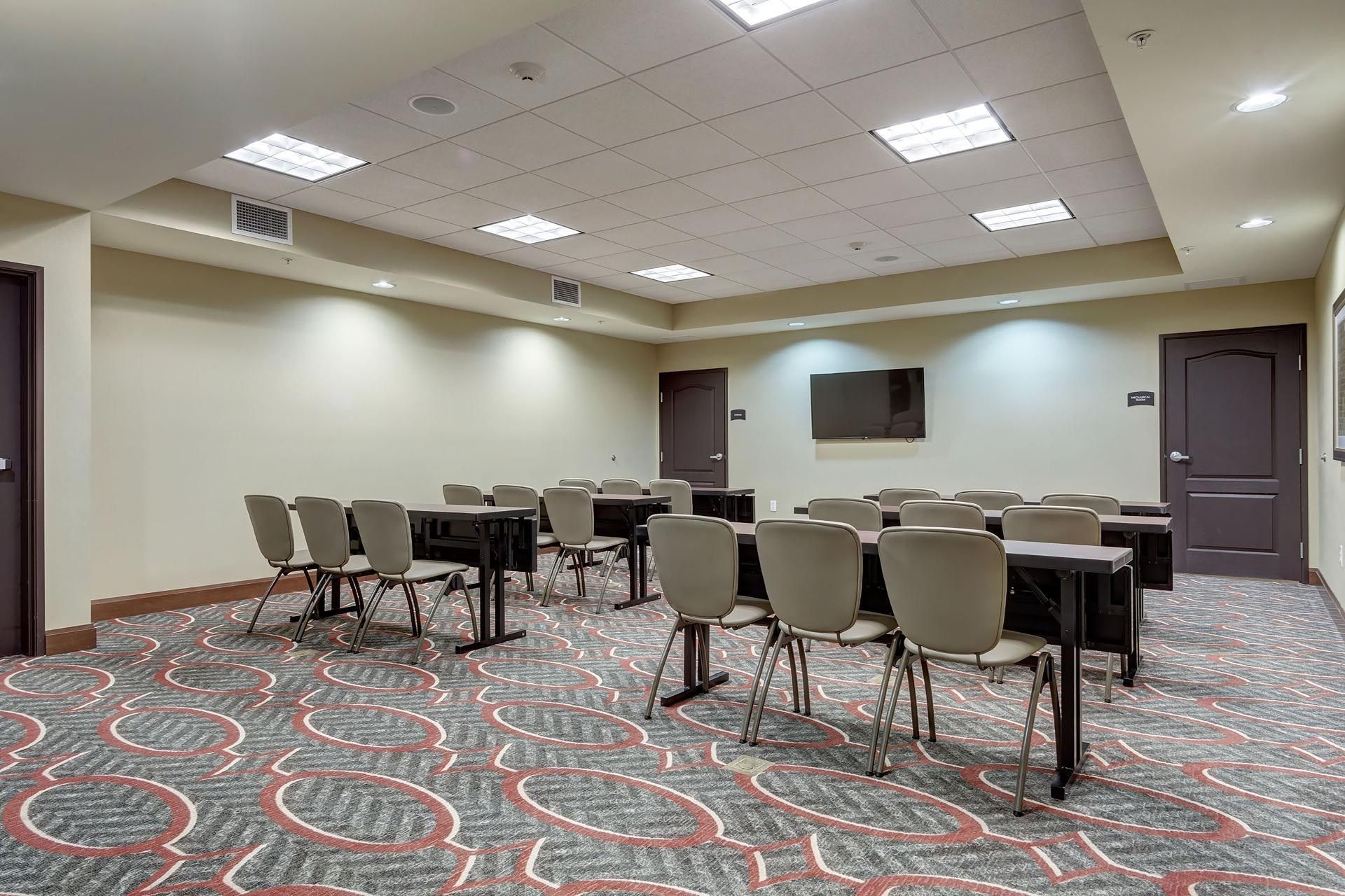 image Meeting rooms are available.