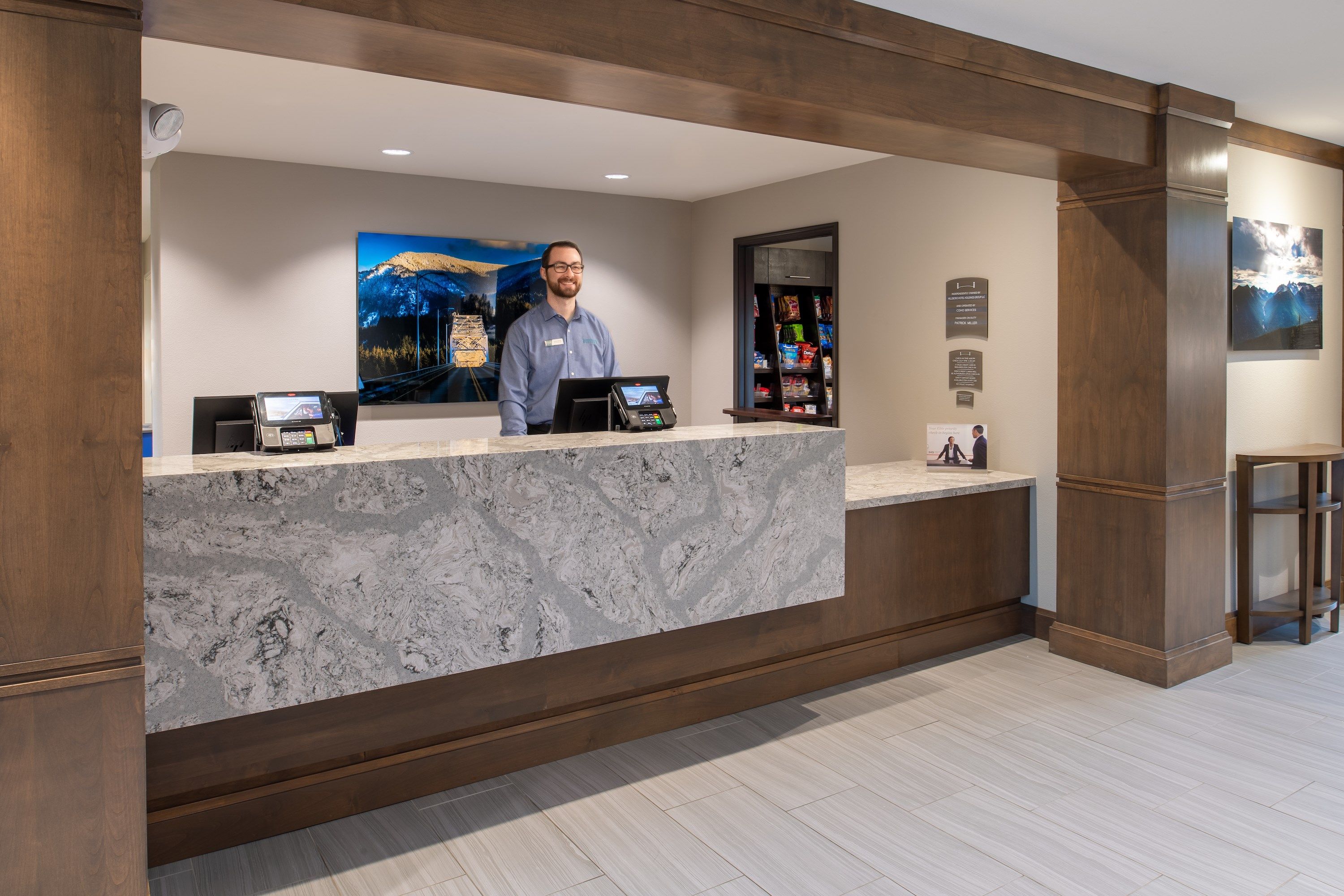 image Front desk lobby with reception staff on duty.