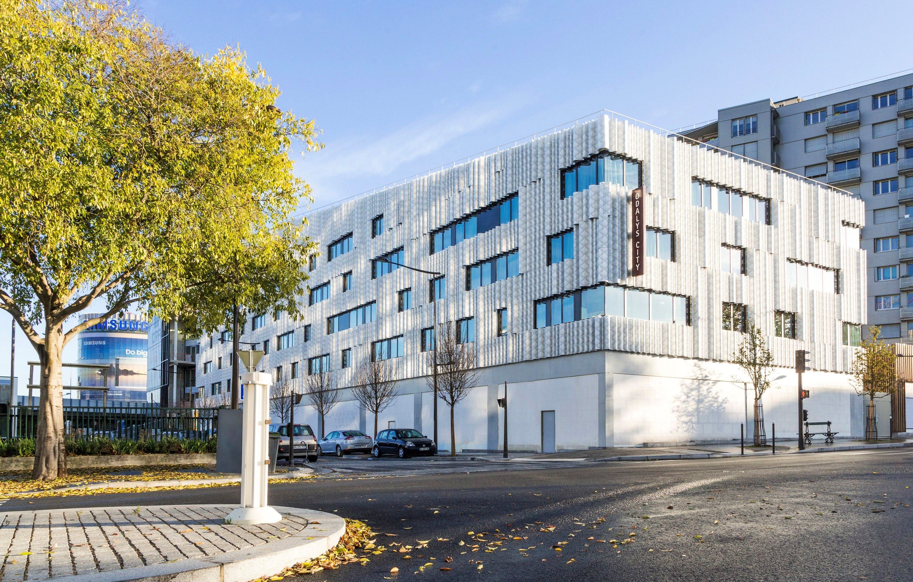 image Welcome to your home away from home in Paris!
