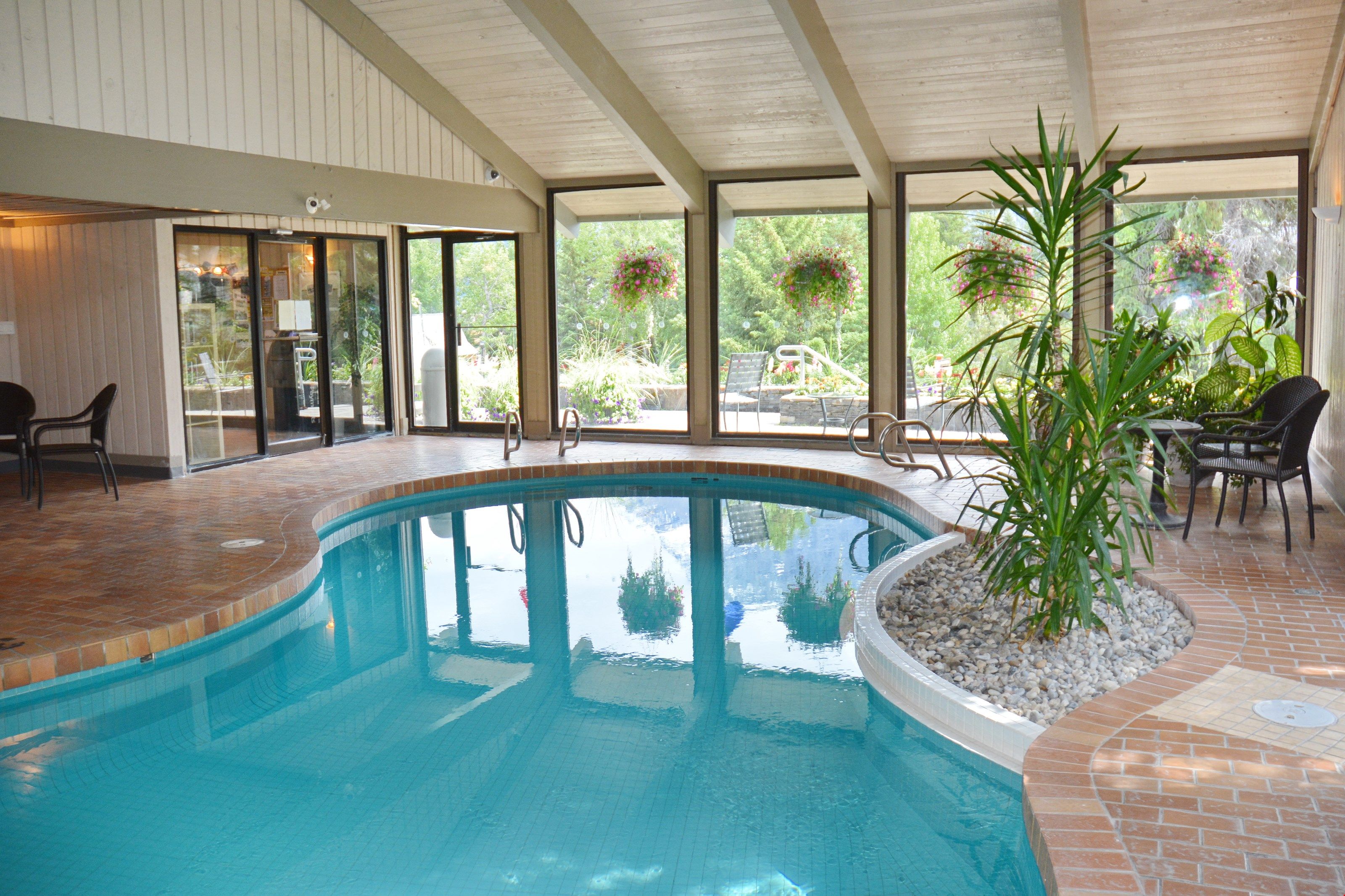 image Enjoy the excellent on-site amenities including the beautiful indoor pool!