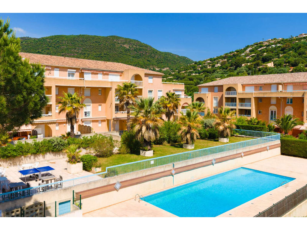 image Dive into the crystal-clear waters of the outdoor pool, offering a perfect retreat from the midday sun. Open from May to October, the poolside area is a great spot to unwind with a view of the rolling hills.