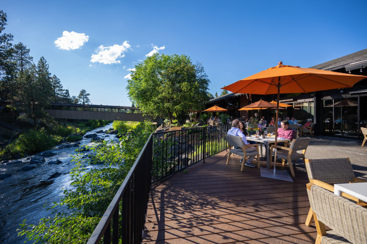 image A relaxing location on the banks of the Deschutes River.