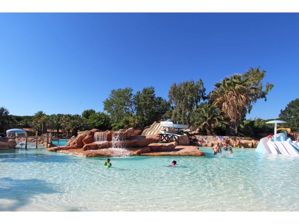 image Expansive shallow pool area, perfect for children to splash and play safely.