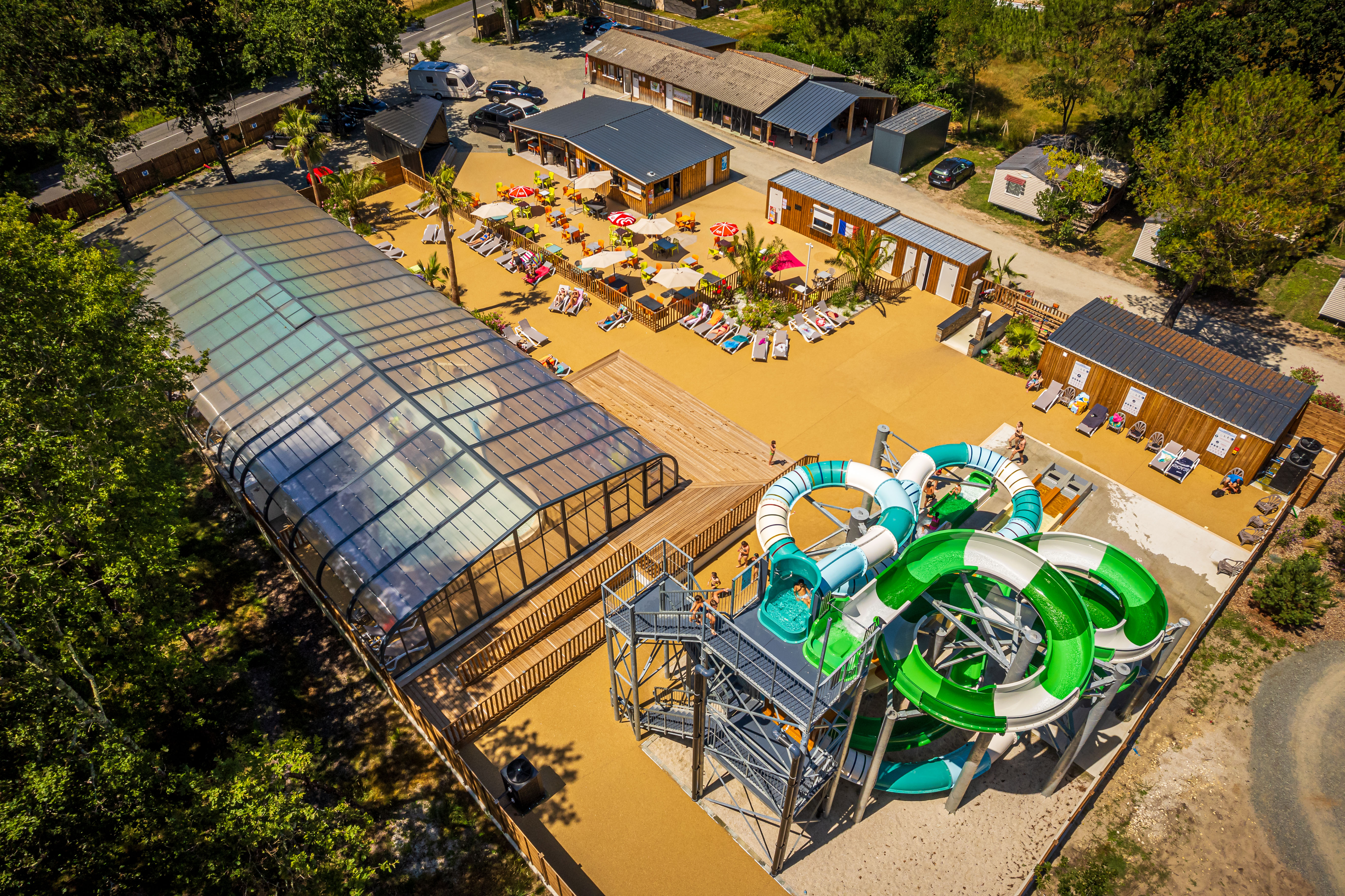 image Expansive water park area with slides and pools, perfect for family fun.