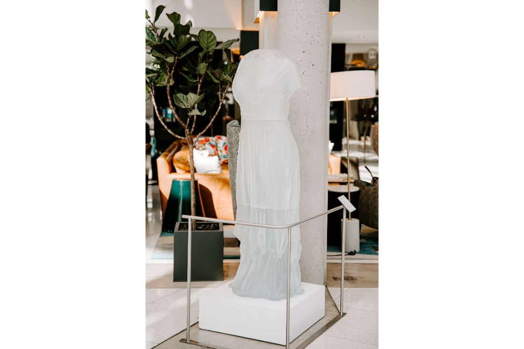 image A sleek and modern art installation in the lobby that adds a touch of sophistication and intrigue for guests entering the hotel.
