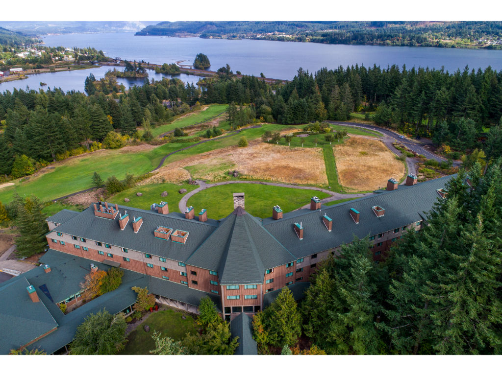 image A picturesque retreat nestled in the heart of the Columbia River Gorge, Skamania Lodge offers unparalleled natural beauty.