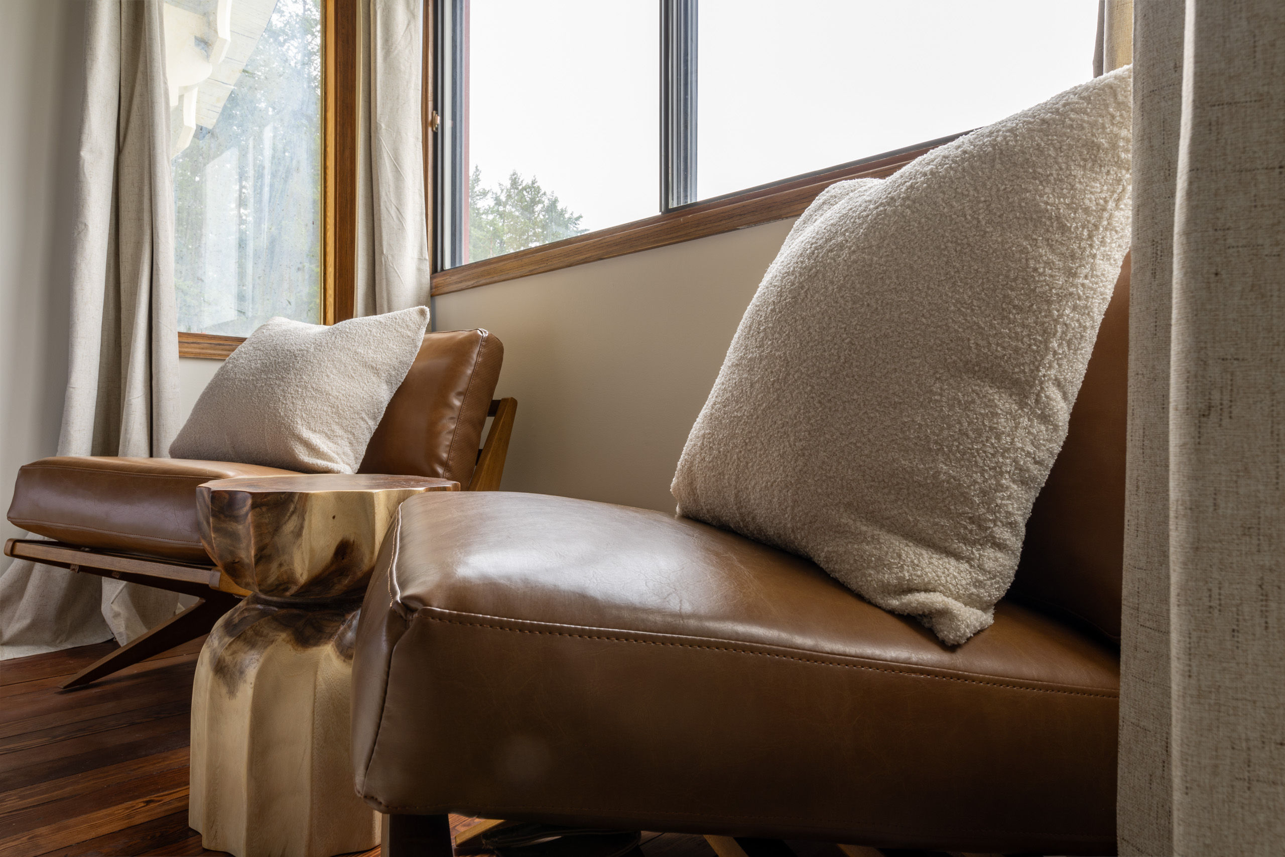 image Sink into the king suite's private sitting area, perfect for a good book or quiet conversation.