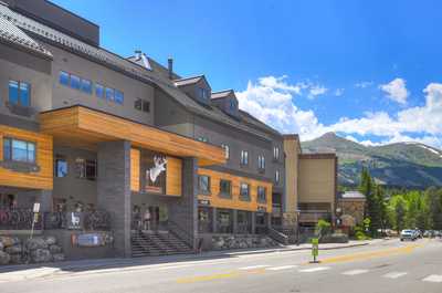Modern mountain lodge with rustic charm, nestled in the heart of adventure and just steps from breathtaking trails.