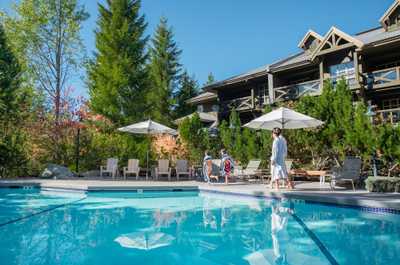 Sunny poolside lounging, your summer getaway awaits.