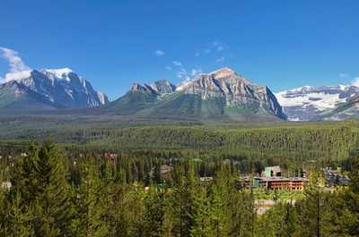 Circled by the magnificent Rockies, the resort offers the ultimate mountain getaway