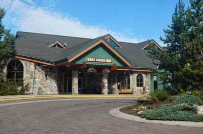 Lake Louise Inn has the perfect guestroom or suite for your Rocky Mountain getaway