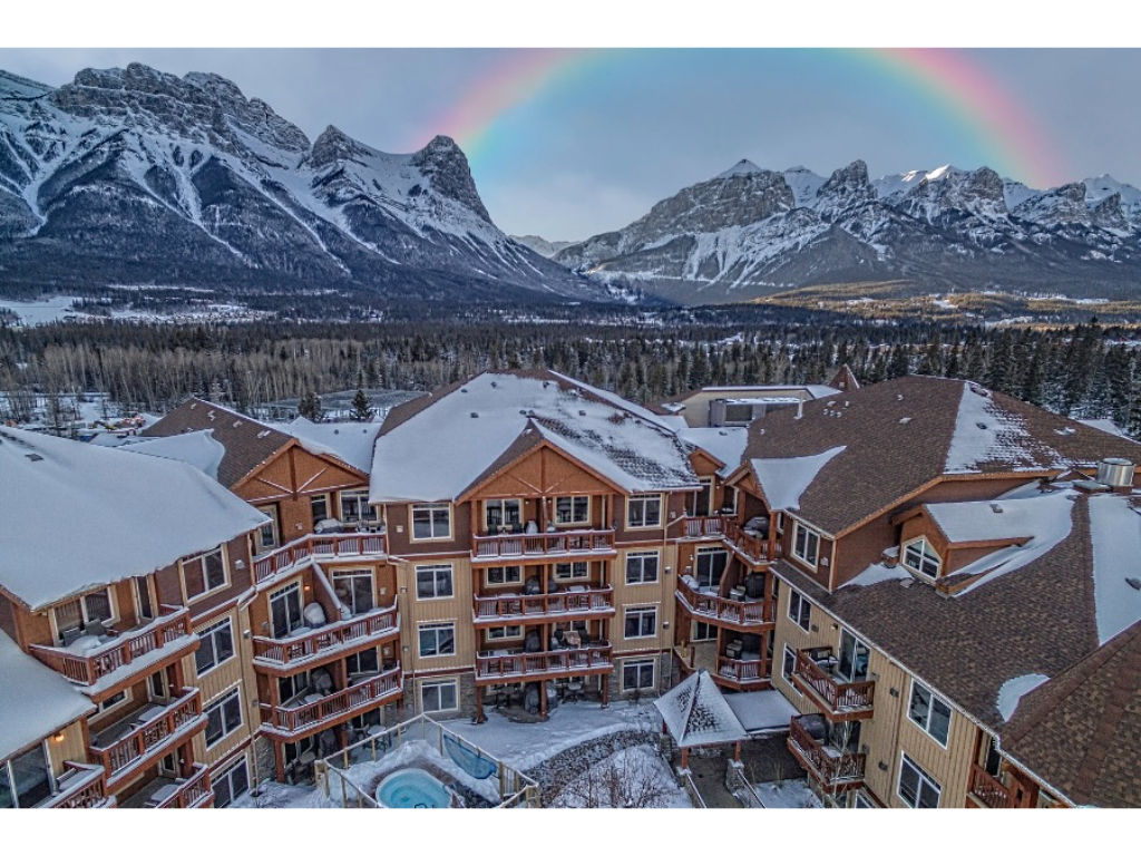 image A winter wonderland escape awaits, with warm hospitality and panoramic views of Canmore’s majestic mountain landscape.